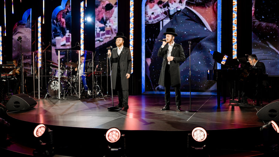 Trio - Life Cycle - Abie and The Lemmers